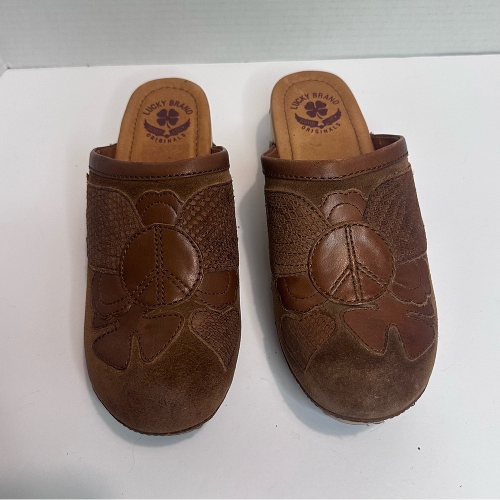 Lucky Brand Women’s Brown Leather Clogs with Peace Design boho
